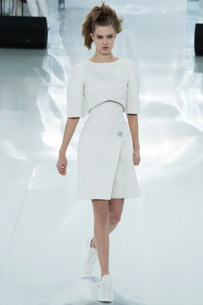 Look 5